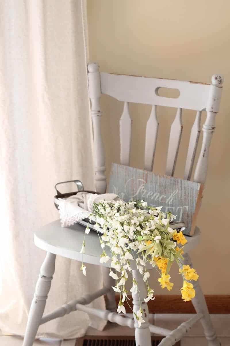 A coat of Rustoleum chalk paint transformed this thrift store find into a piece that fits in great with a farmhouse style home