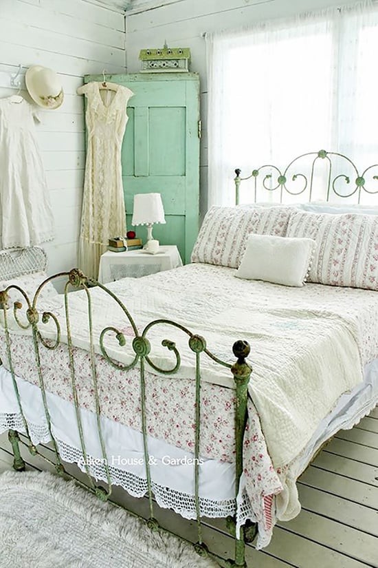 Get inspired to create a cottage style bedroom getaway with these tips, examples, and a curated shopping list from Bellewood Cottage