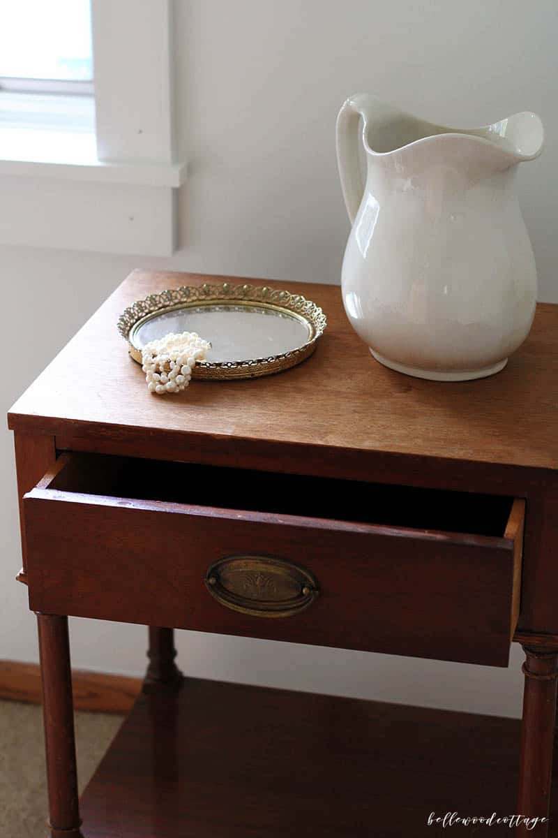 A Vintage Nightstand and Bedroom Update - Bellewood Cottage