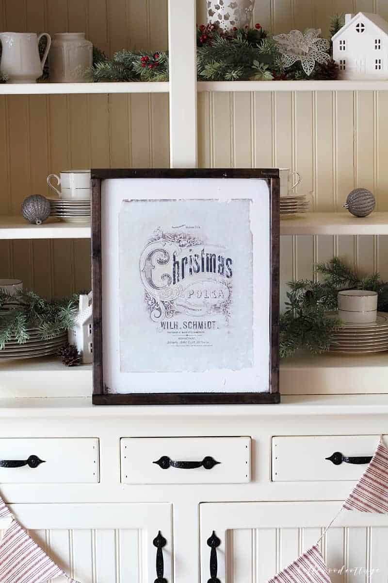 How to DIY Christmas Wall Art