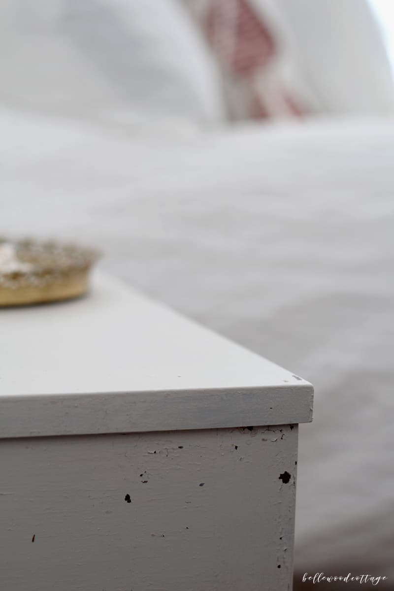 If you have ever been curious about trying milk paint, head on over to Bellewood Cottage where I'm sharing my latest milk paint before and after. I used Miss Mustard Seed's Milk Paint to transform an antique nightstand into a character-filled chippy piece and I couldn't love it more!