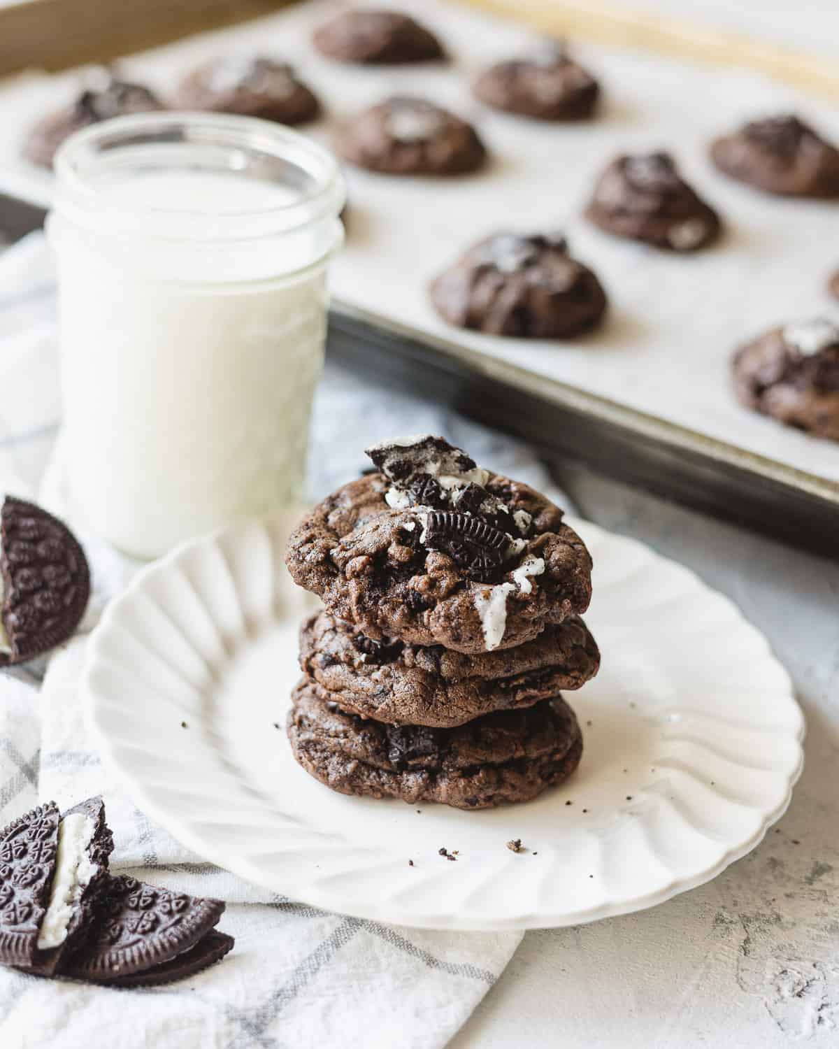 Chewy Chocolate Oreo Cookies